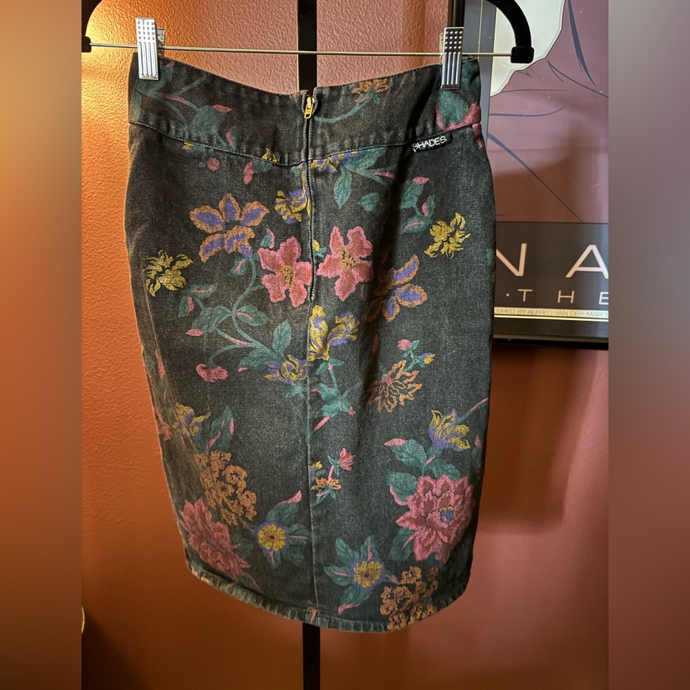 VTG Shades Floral Denim Skirt - Picture 4 of 8